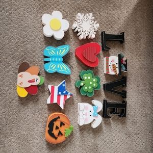 Wooden seasonal decorations. Makes a GREAT GIFT!! New in box.